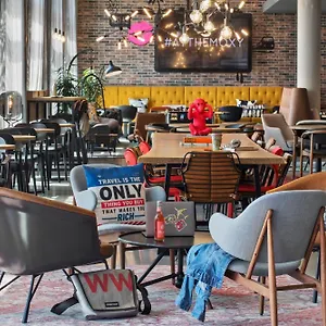 Moxy Frankfurt Airport Almanya