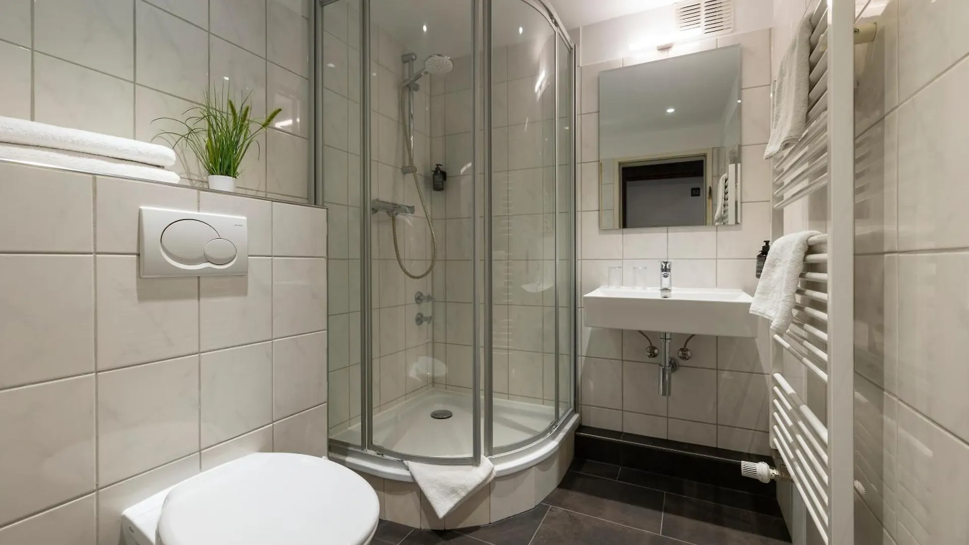 ** فندق Auto-Parkhotel Hamburg St Pauli ألمانيا