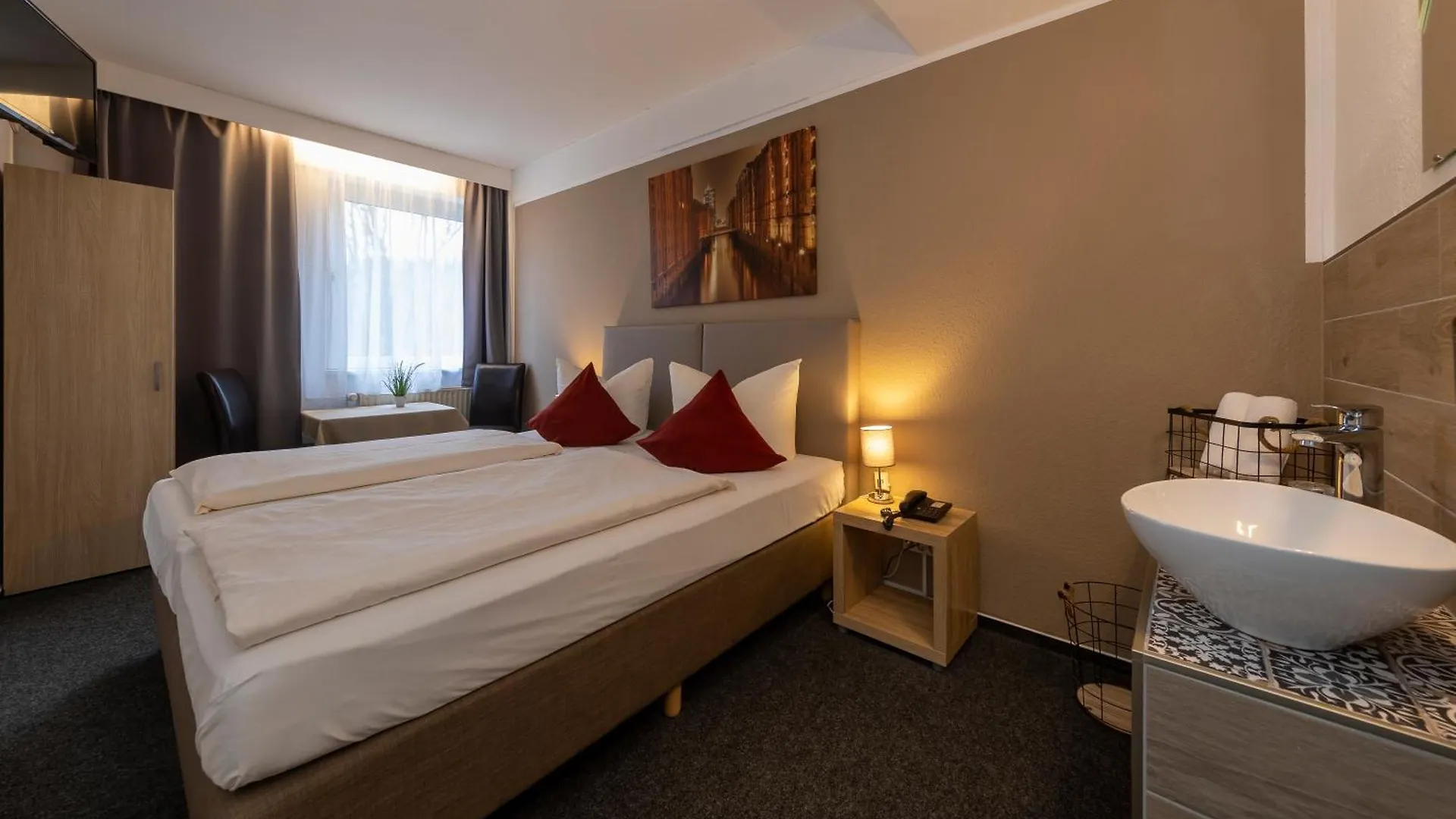 Auto-Parkhotel Hamburg St Pauli Hotel